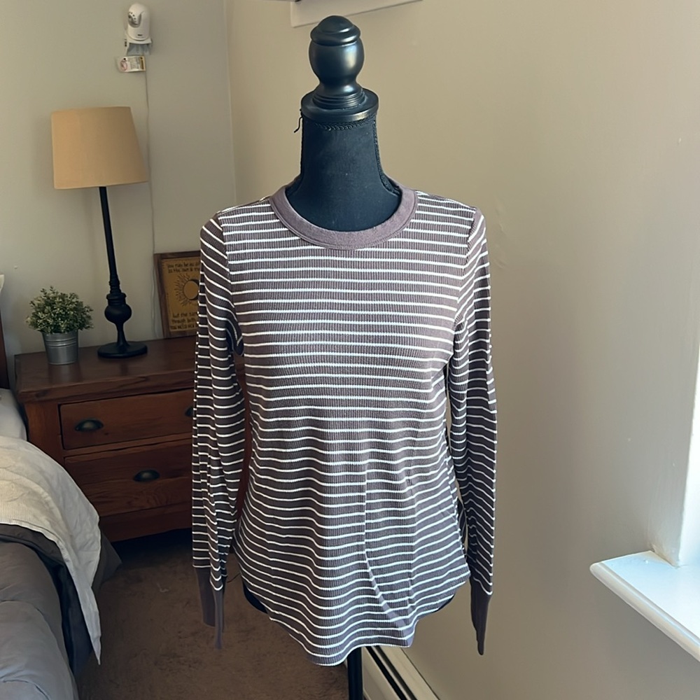 Aerie waffle knit long sleeve shirt, brownish purple + white stripe, size large